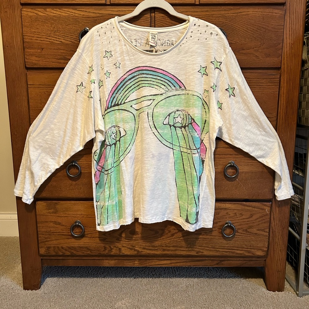 Magnolia Pearl Top 1828 South Beach Long Sleeve Tee with Rainbow Design
